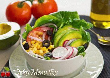 salat-iz-redisa-i-avokado