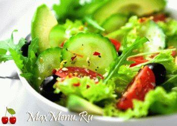 salat-iz-svezhix-ovoshhej-s-olivkami