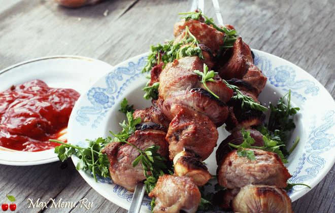 Как сделать вкусный шашлык из свинины: рецепты и советы