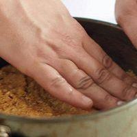 Как приготовить основу для пирога из печенья