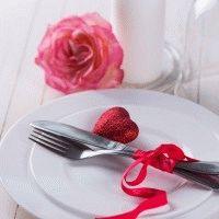 Как украсить стол на Святого Валентина