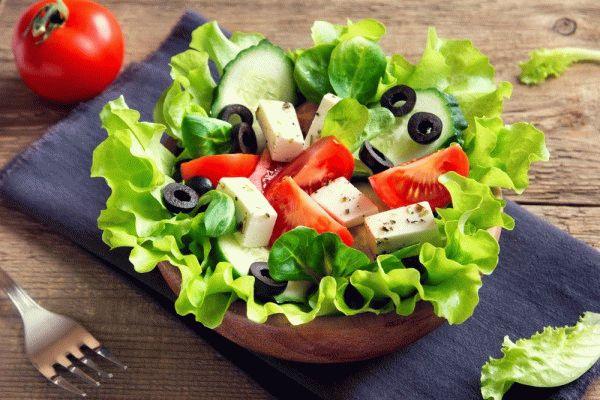 Греческий салат: рецепт с брынзой
